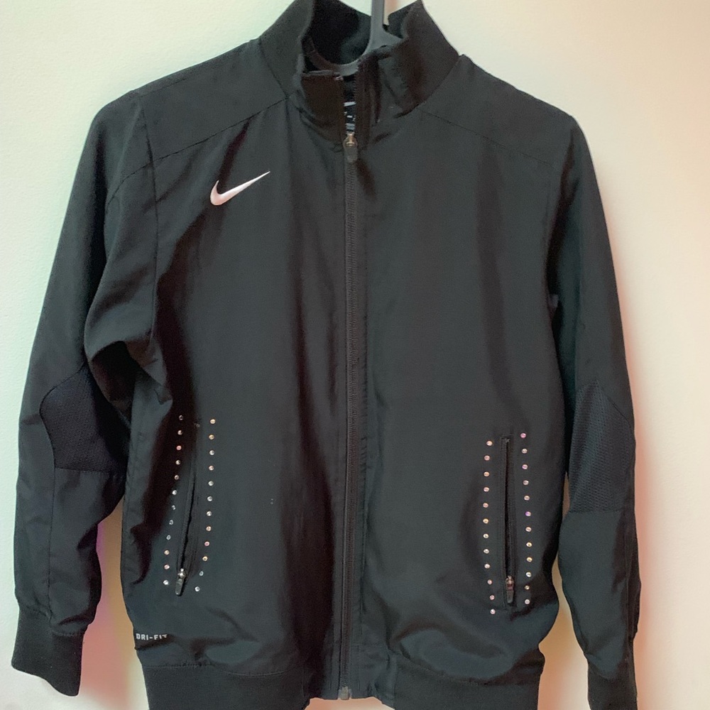 Nike women’s light jacket